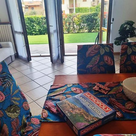 Luminoso Trilocale Con Piscina E Giardino Privato Apartment Desenzano del Garda Exterior foto